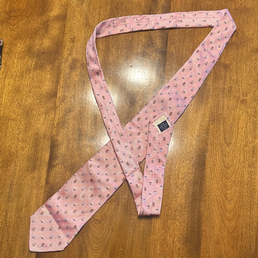 Faconnable Pink Tie with Floral Design